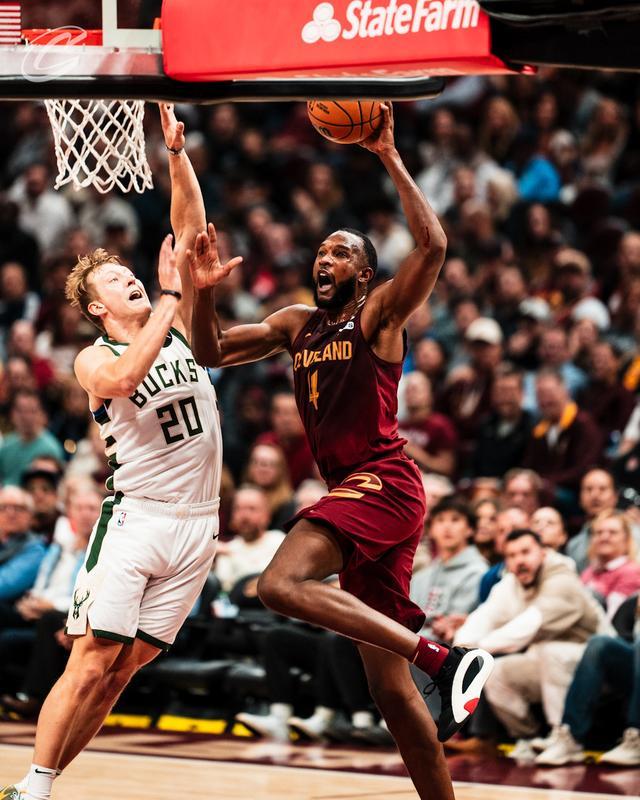 九游游戏旧版本-巴黎圣日耳曼三巨头