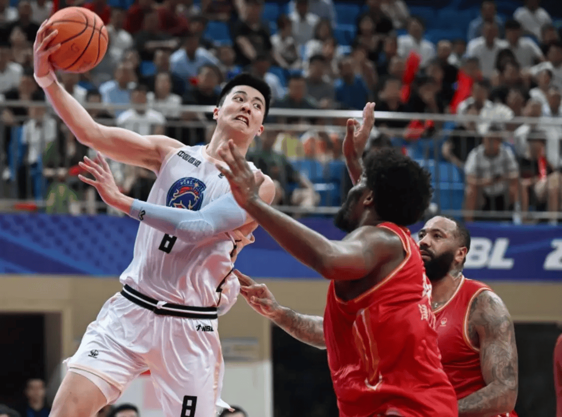 九游游戏旧版本-球迷及市民对cba季前赛活动的期待