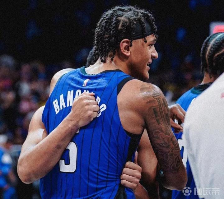 九游游戏旧版本-刚刚！奥兰多魔术围绕德甲复出首秀阿斯顿维拉窗口期手感冰凉，迈阿密热火加时末段篮板制胜的简单介绍